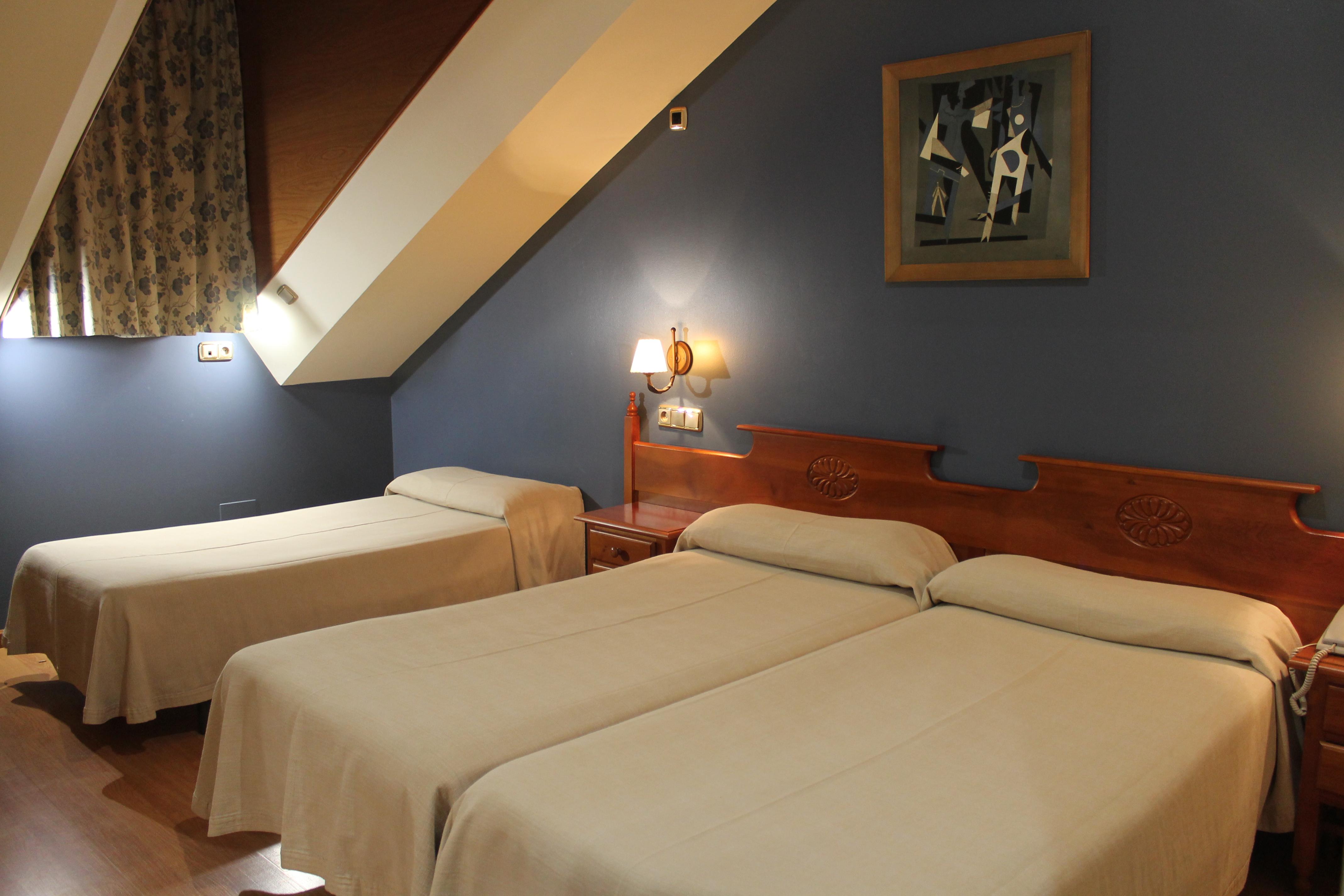 Hotel El Castillo Ponferrada Luaran gambar