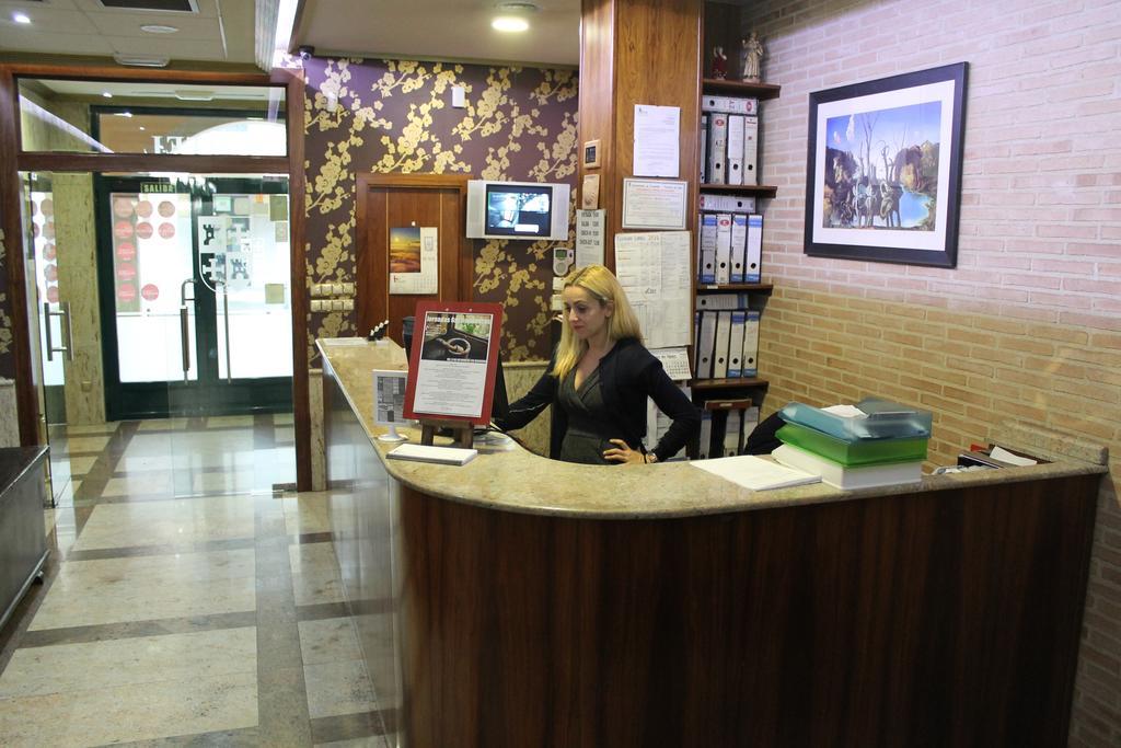 Hotel El Castillo Ponferrada Luaran gambar