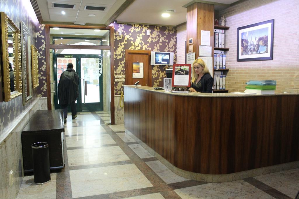 Hotel El Castillo Ponferrada Luaran gambar